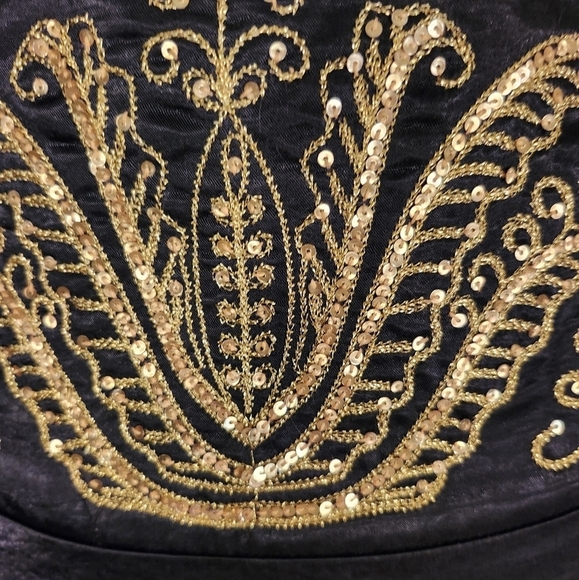 Le Chateau black satin maxi skirt with  gold embroidery at waist size 10… - Picture 8 of 13